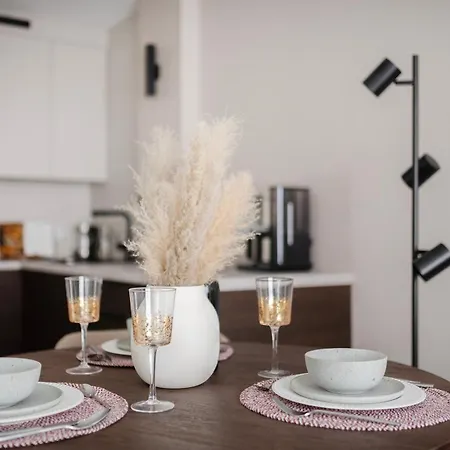 Apartment Easy Rent- Wieniawska 112 Free Parking, Centrum